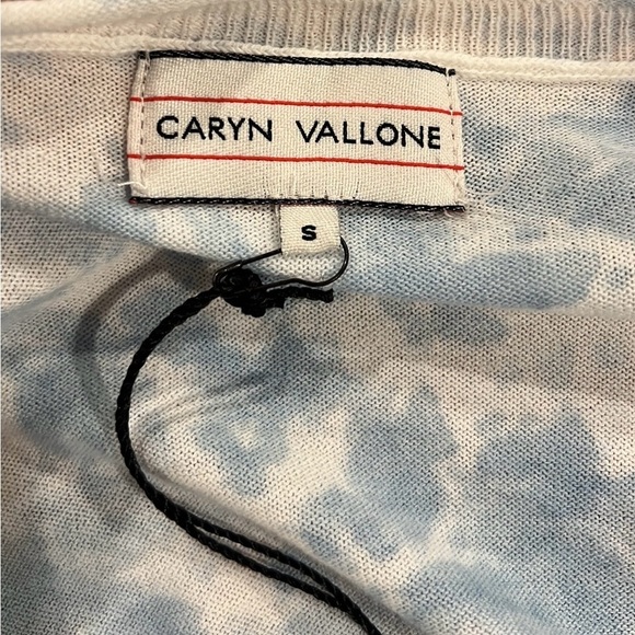 Caryn Vallone V Neck  cotton lightweight blue & white sweater small NWT - Picture 5 of 10